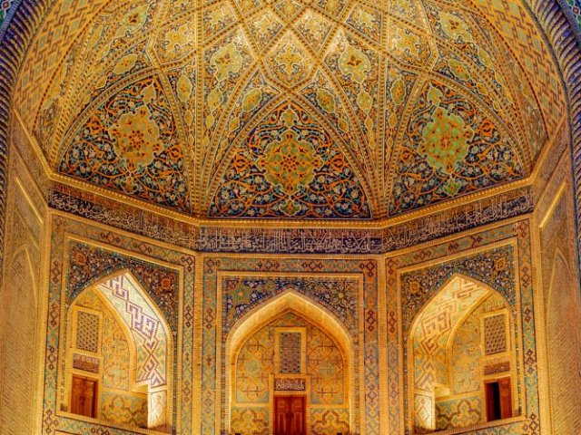 TOUR UZBEKISTAN : LA PORTA DELL'ASIA
