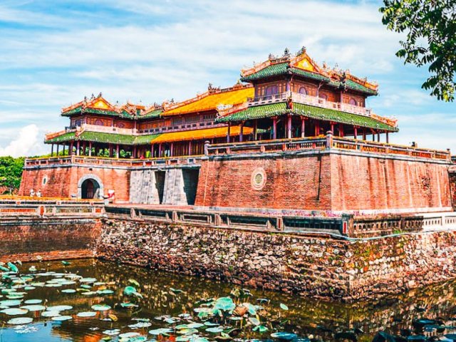 TOUR VIETNAM : FIORE DI LOTO 