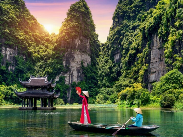 TOUR VIETNAM : LO SMERALDO DELL'INDOCINA