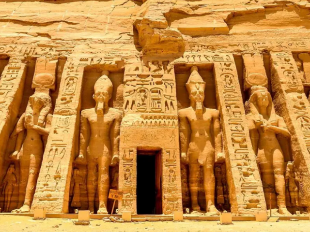 TOUR ARABIA SAUDITA ED EGITTO : PROFETI E FARAONI